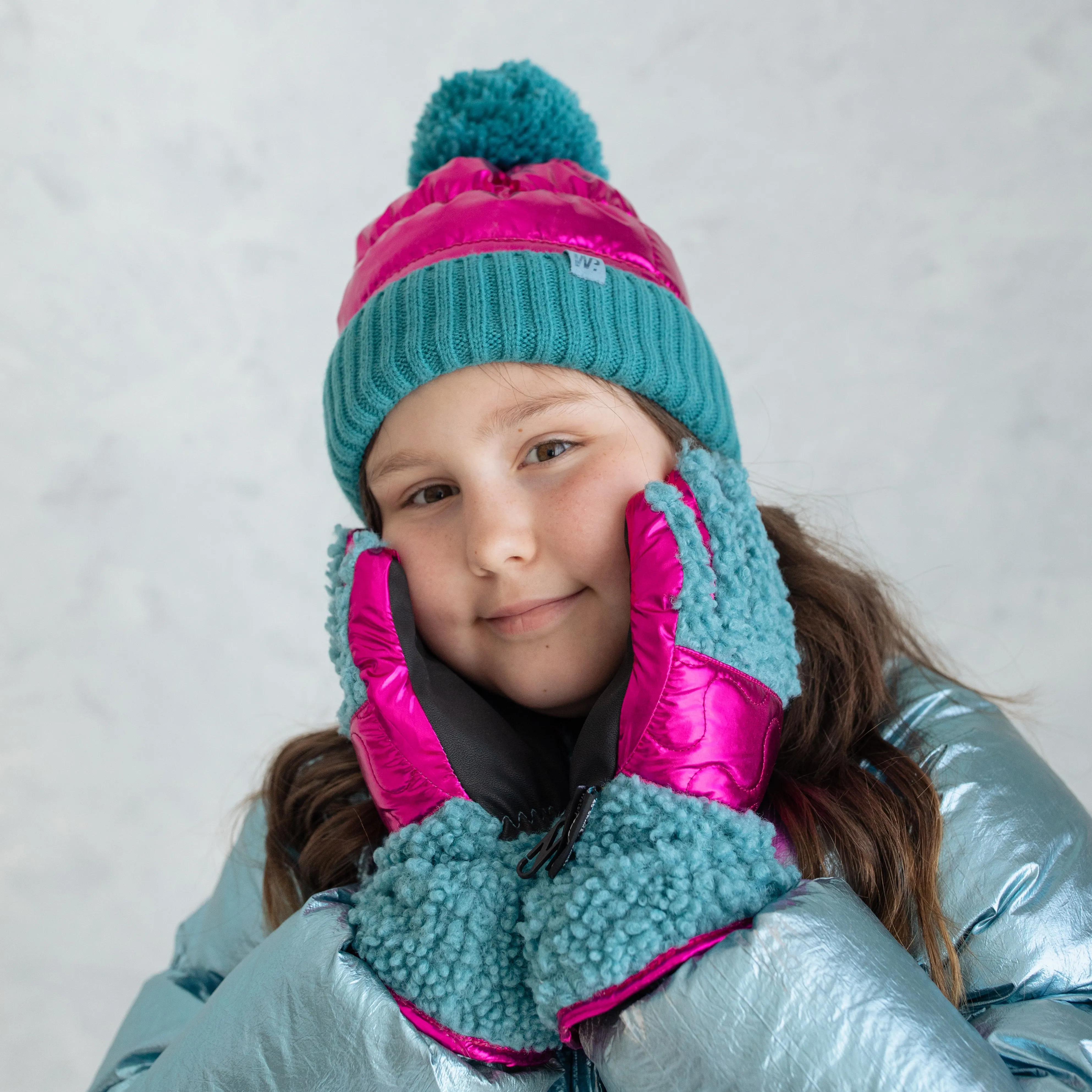 Girl's Pagoda Blue Sherpa Gloves